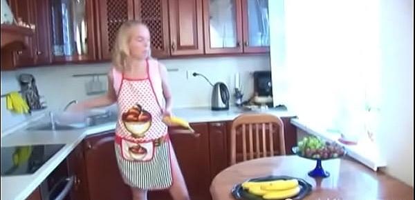  Kitchen cooking with Sarah Kimble and her small tits